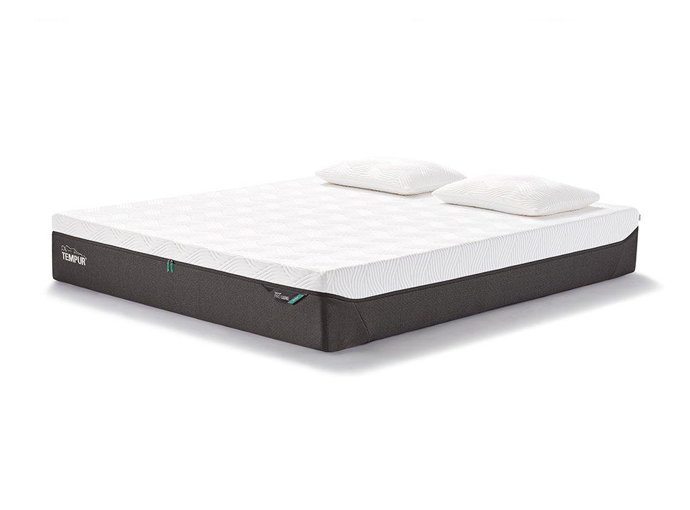 TEMPUR PRO&reg; Luxe Medium