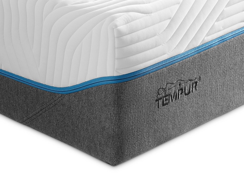 TEMPUR® Cloud Elite with CoolTouch™ 