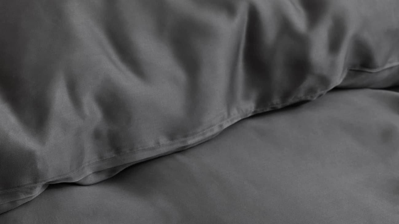 HOME BY TEMPUR&reg; zijdezacht bamboe dekbedovertrek 200x200 cm