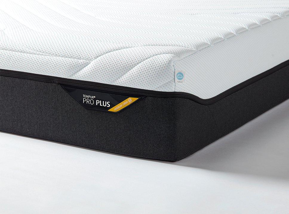 Matelas TEMPUR PRO® Plus CoolQuilt Mi-Ferme Hybrid