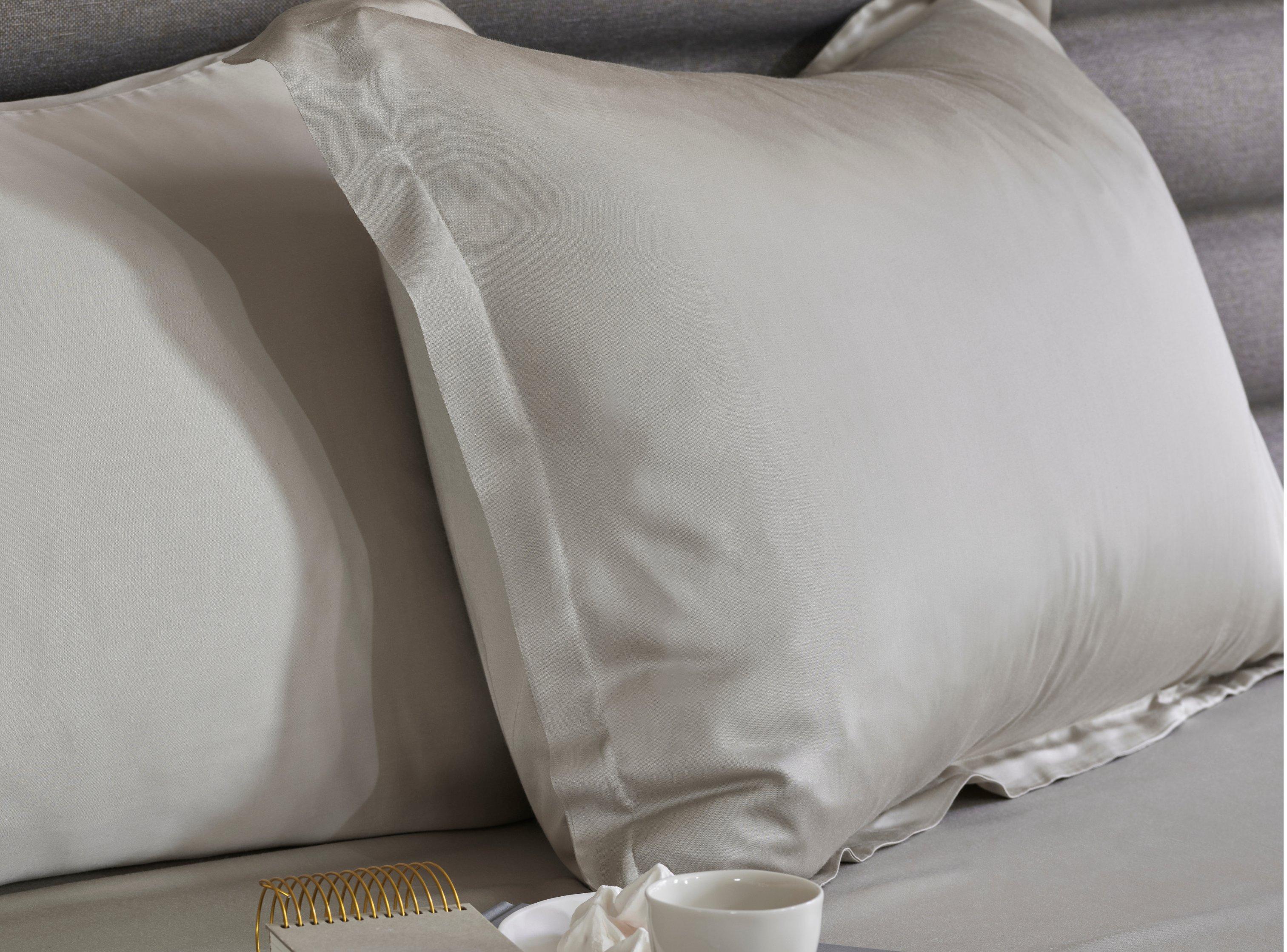 Silkev&aelig;vet pudebetr&aelig;k i bambus