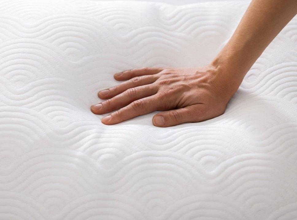 TEMPUR ONE Hug® -tyyny