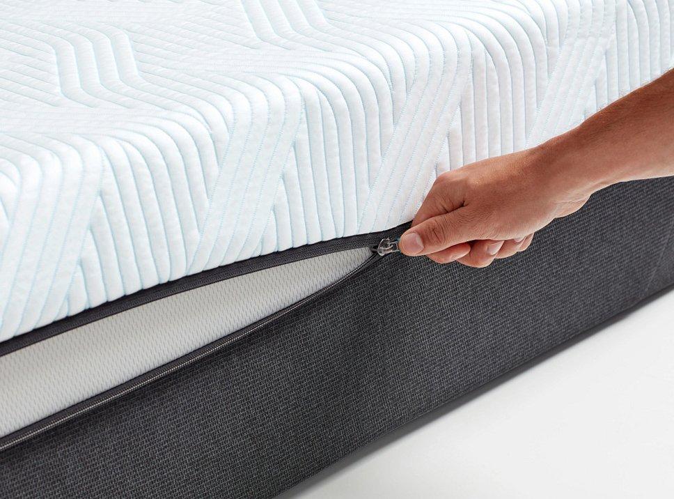 TEMPUR PRO® PLUS SMARTCOOL MEDIUM-FIRM 80 x 200 CM