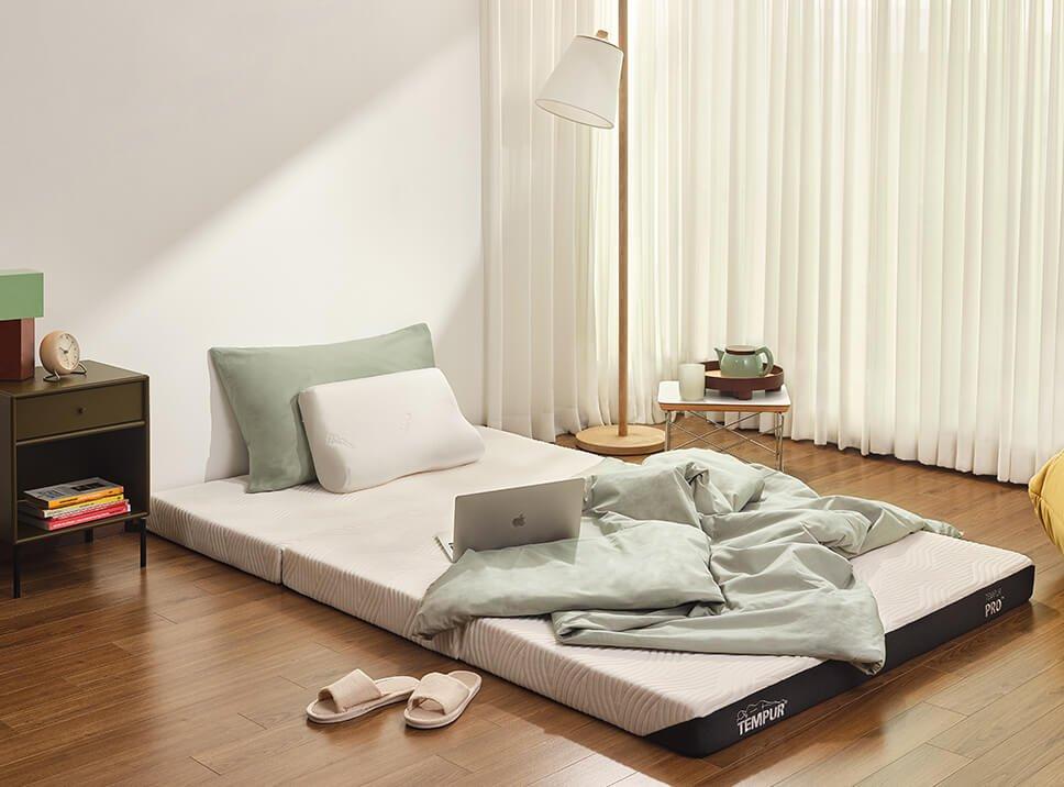 TEMPUR PRO® Futon