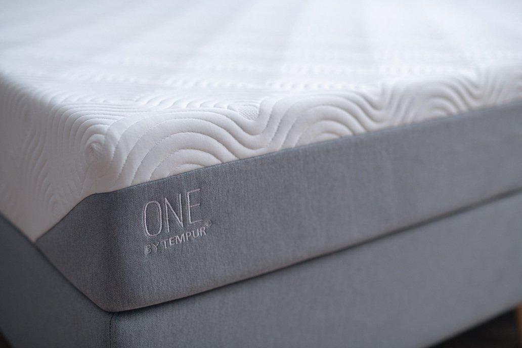 ONE by TEMPUR® Boxspring - 180 x 210 - Vlak - Grijs en Blauw - Exclusief Matras