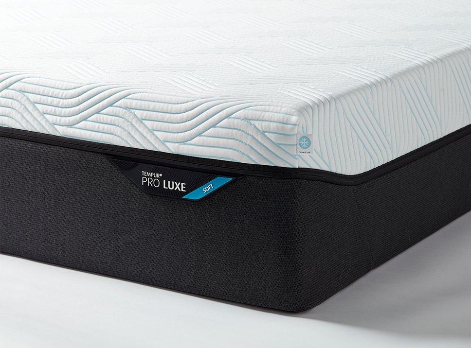 TEMPUR PRO&reg; Luxe SmartCool&trade; Matras - 160 x 220 - 30 cm hoog - Soft