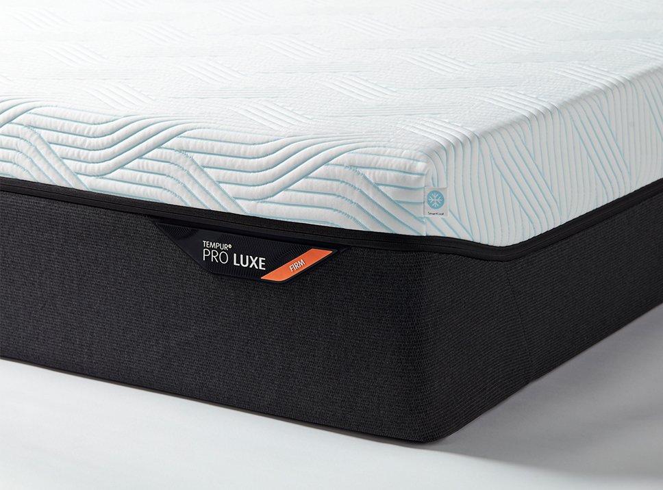 TEMPUR PRO&reg; Luxe SmartCool&trade; Matras - 180 x 220 - 30 cm hoog - Firm