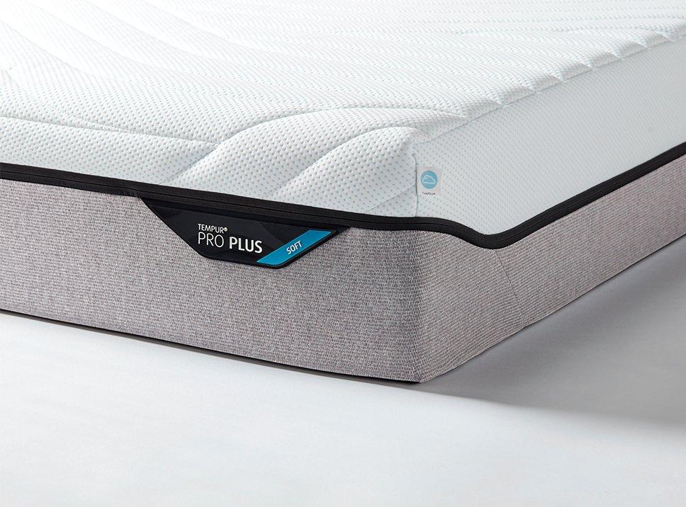 TEMPUR PRO&reg; Plus CoolQuilt Matras - 180 x 210 - 25 cm hoog - Soft