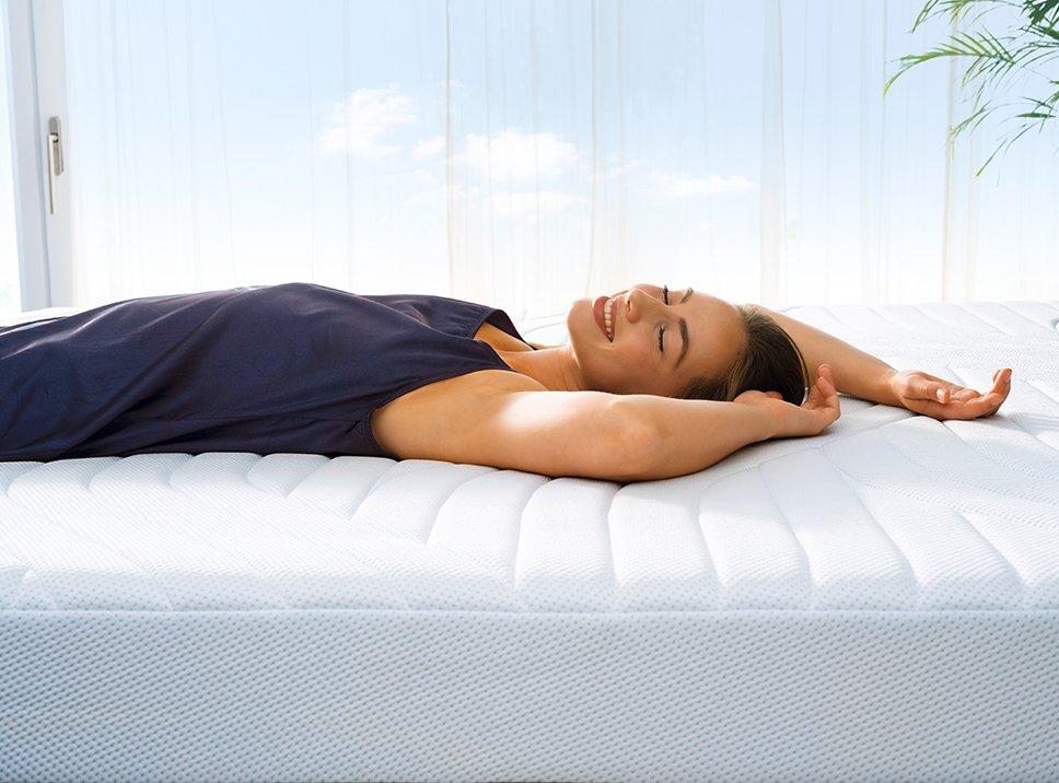 TEMPUR PRO&reg; Plus CoolQuilt Matras - 90 x 220 - 25 cm hoog - Firm