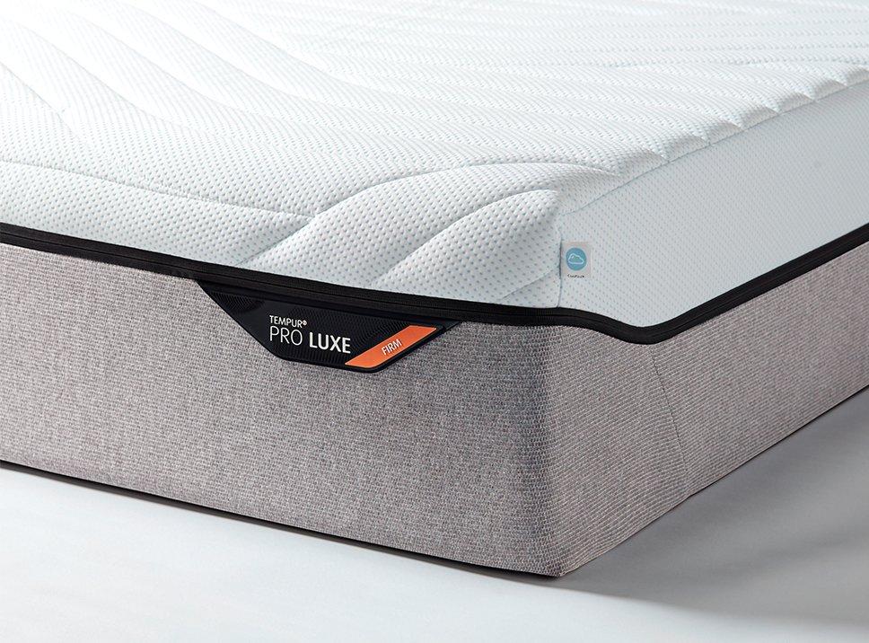 TEMPUR PRO&reg; Luxe CoolQuilt Matras - 120 x 200 - 30 cm hoog - Firm