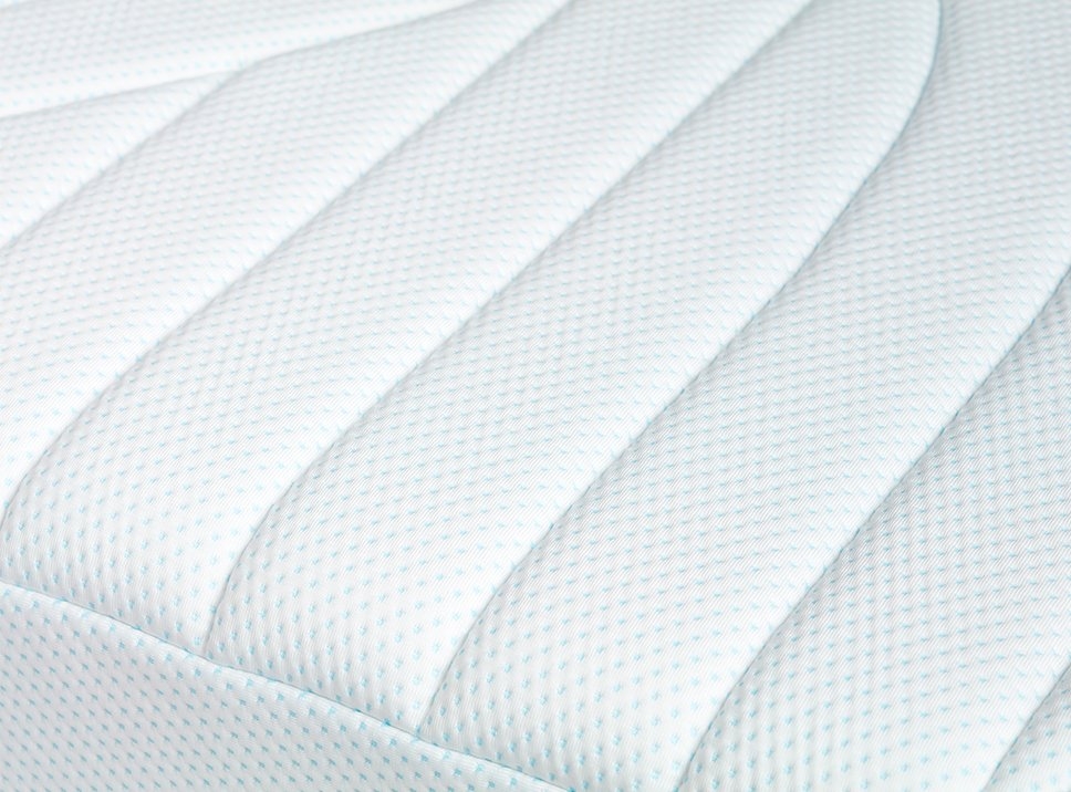 TEMPUR PRO® Luxe CoolQuilt madrass 90x200 fast