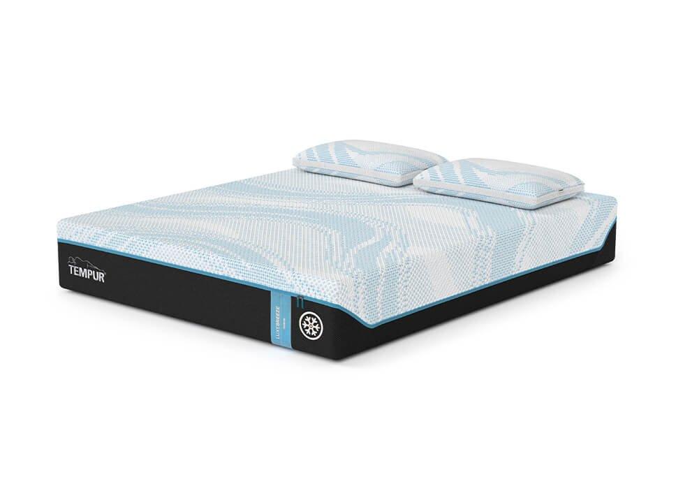 LuxeBreeze Mattress