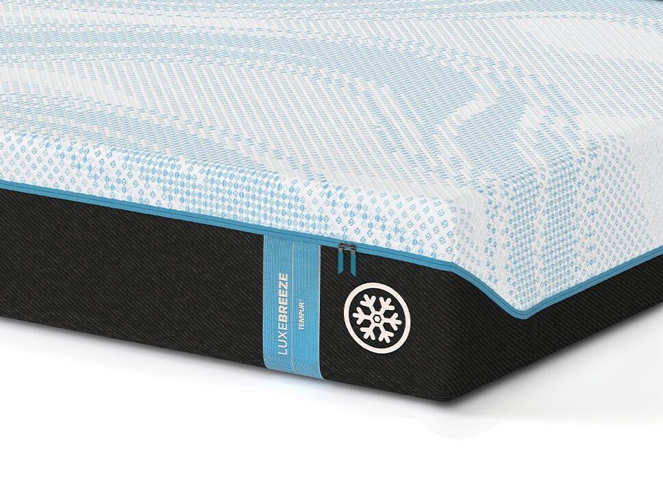 LuxeBreeze Mattress
