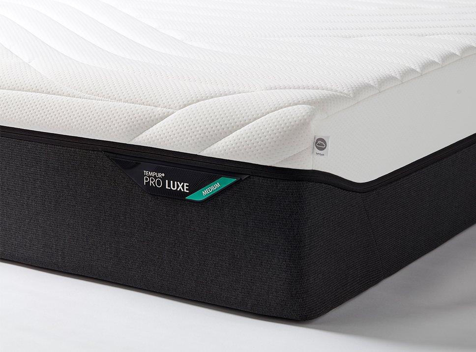 TEMPUR PRO&reg; ADAPT Luxe Medium