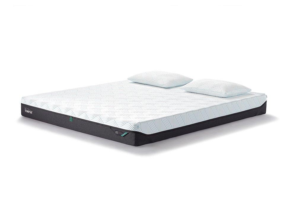 TEMPUR PRO&reg; SmartCool&trade; Medium