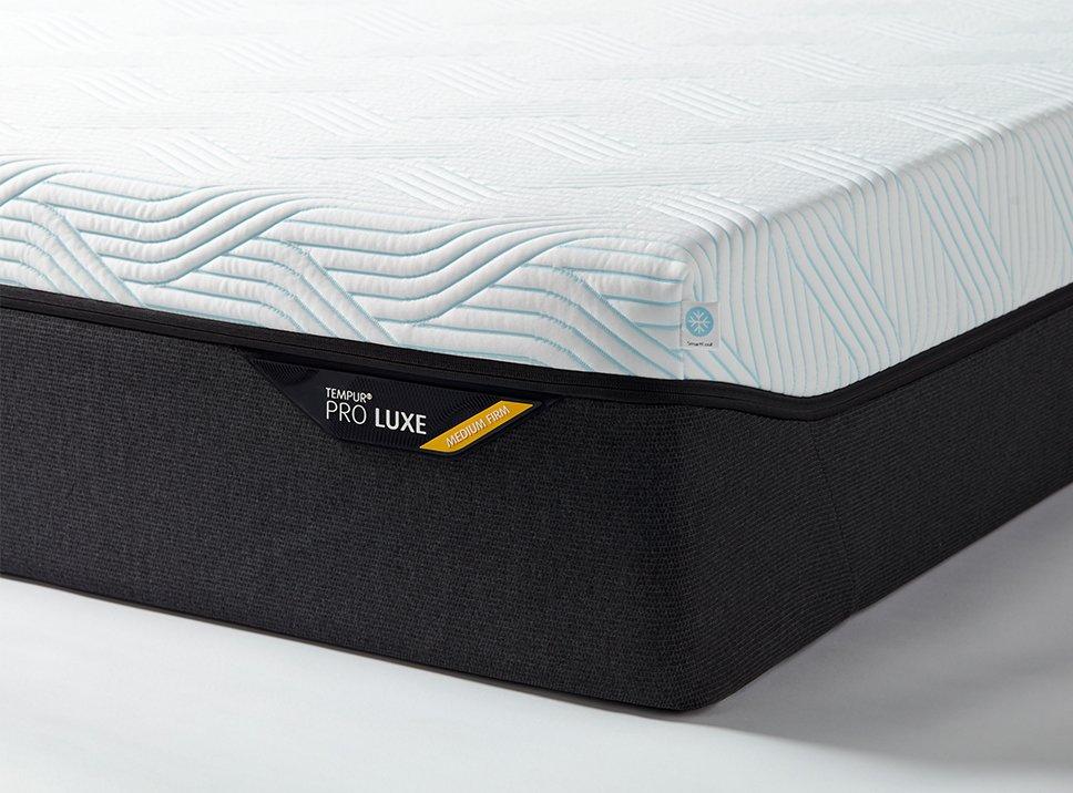 TEMPUR PRO&reg; Luxe SmartCool&trade; Medium Firm