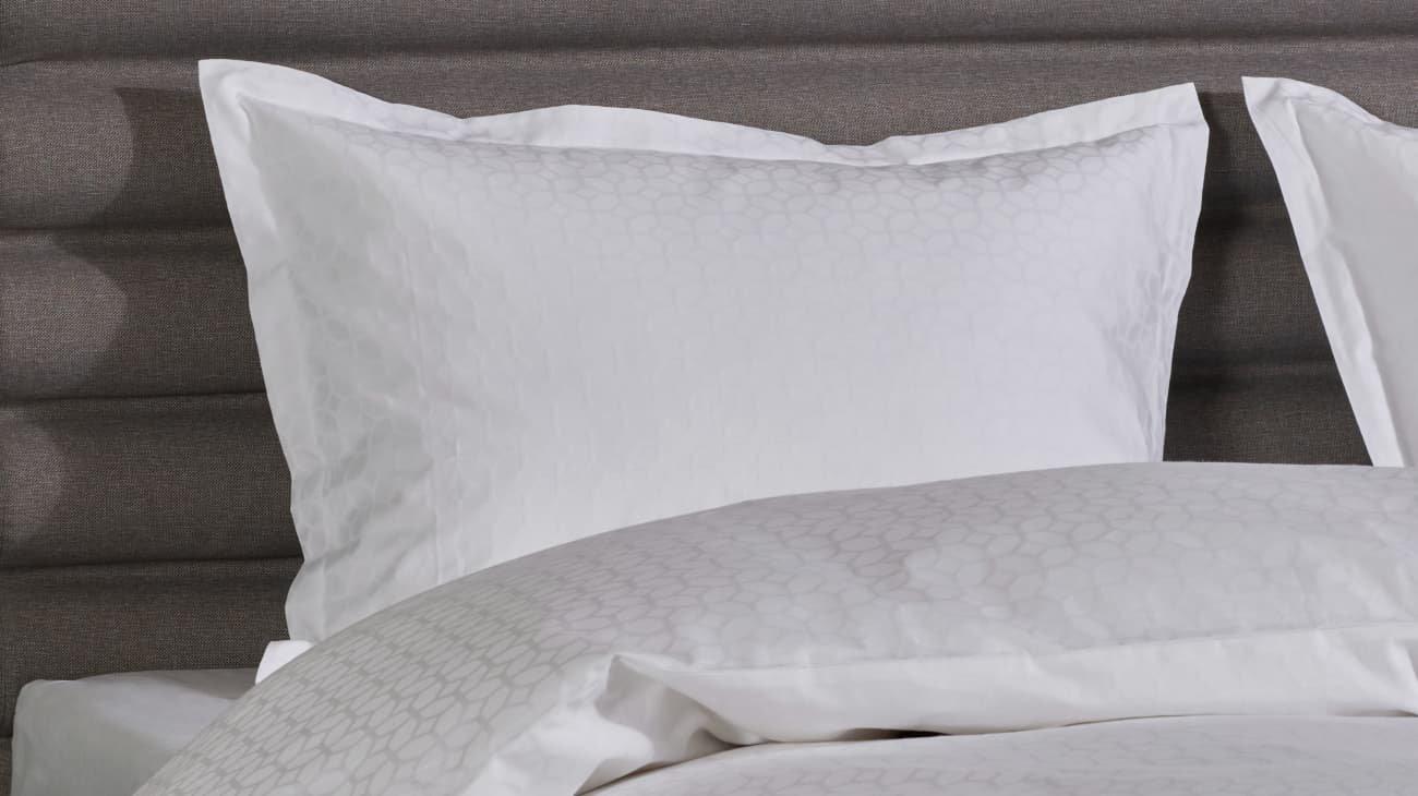 Poszewka na poduszkę Home by TEMPUR® Luxe Jacquard Cotton 70/75x50 Natural