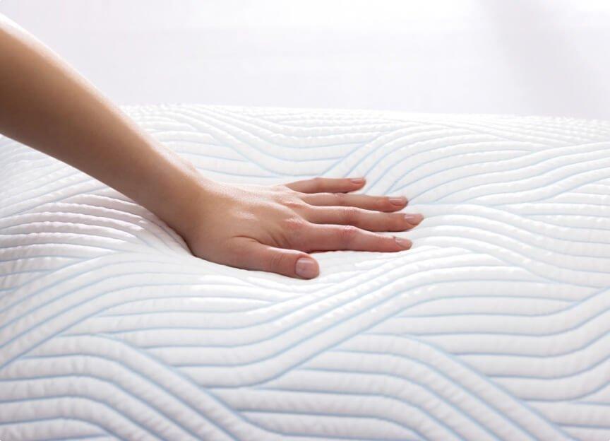 TEMPUR® Comfort Pillow Signature