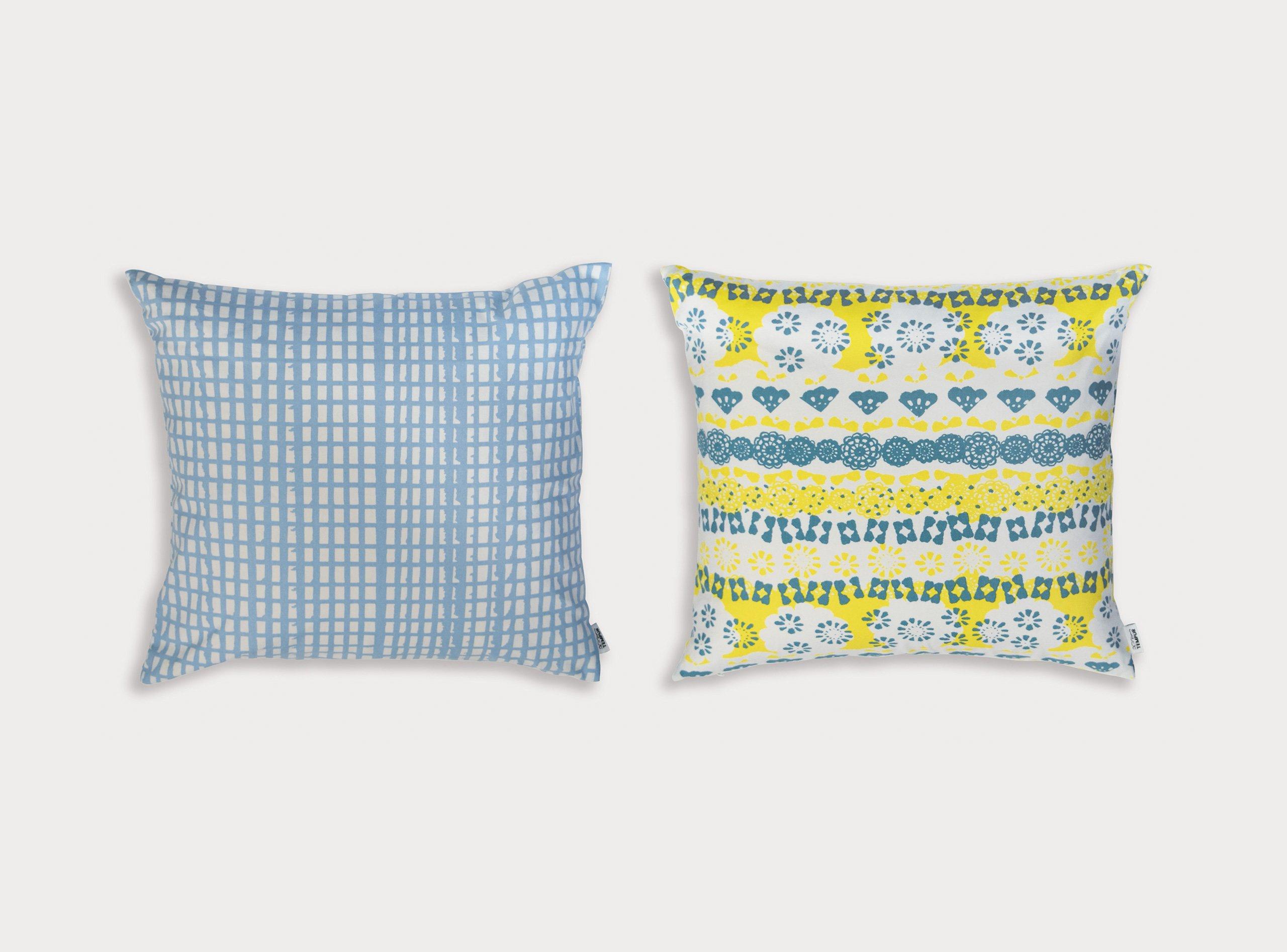 [新生活フェア] 北欧柄クッション(非売品) 対象マットレス・フトンとベッドをセットご購入でプレゼント ※数量限定、イエローかブルーのどちらか1つ（選べません）