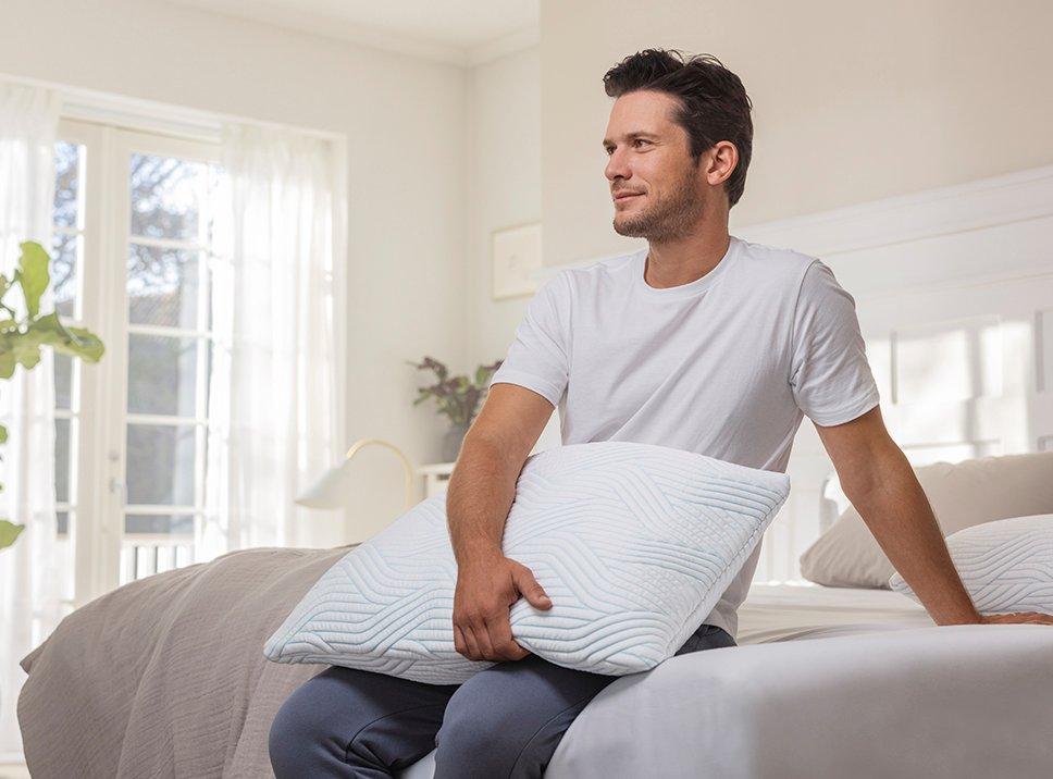 TEMPUR Cloud SmartCool™ Pillow In Medium Feel