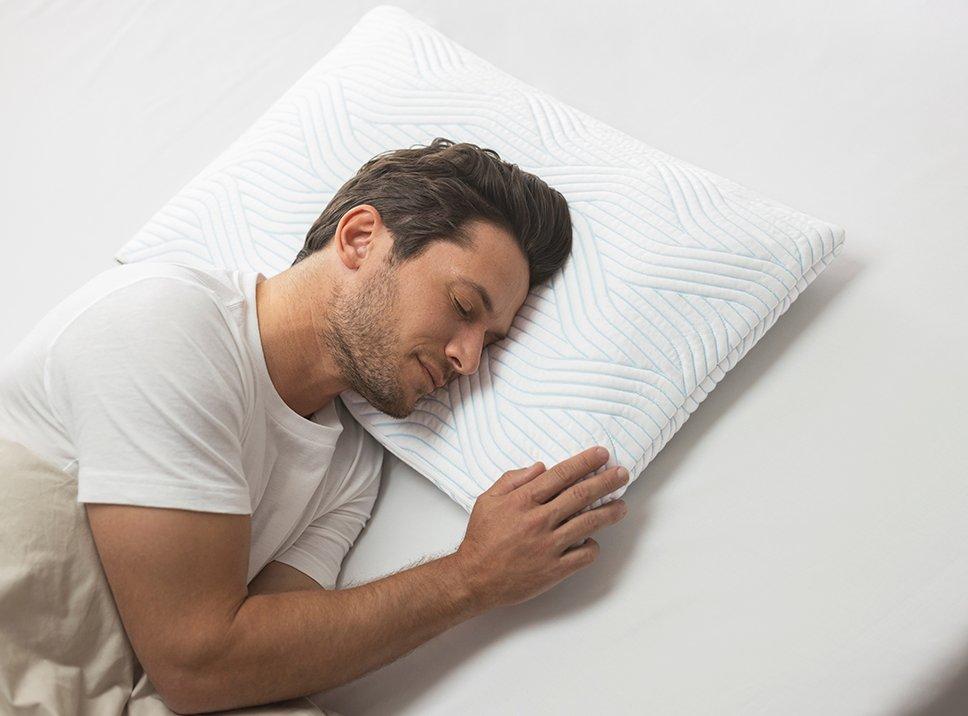 TEMPUR Cloud SmartCool™ Pillow In Medium Feel
