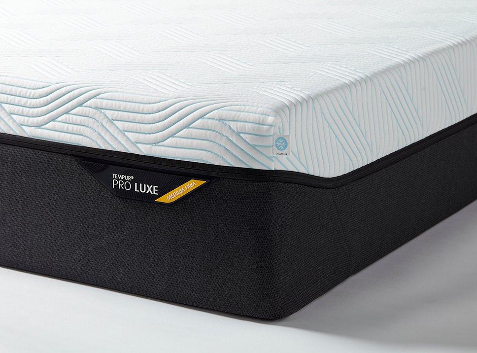 TEMPUR PRO® Luxe SmartCool™ Mattresses