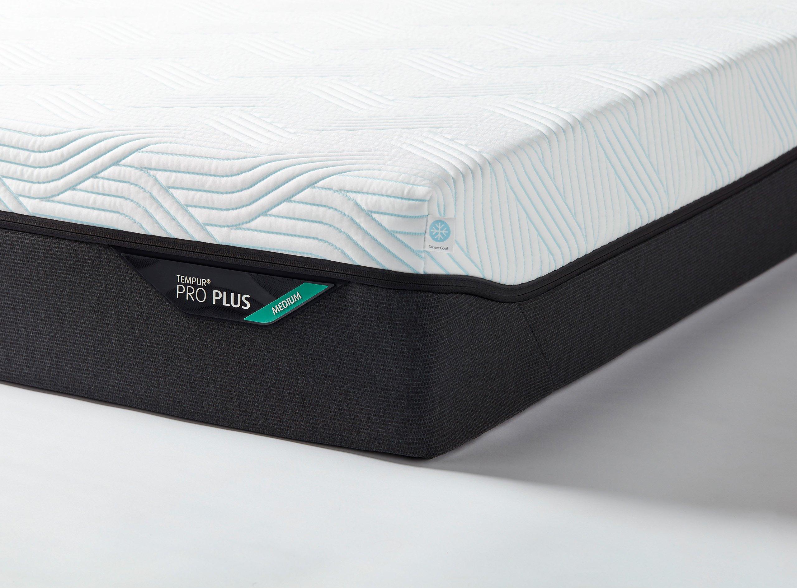 TEMPUR PRO&reg; Plus SmartCool&trade; (Euro King)